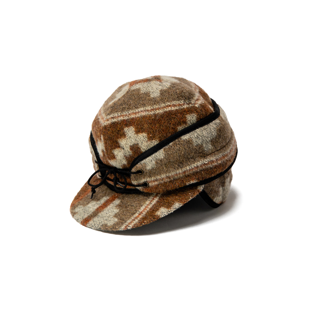 **Exclusive Retro Revival** Wool Patterned Railroad