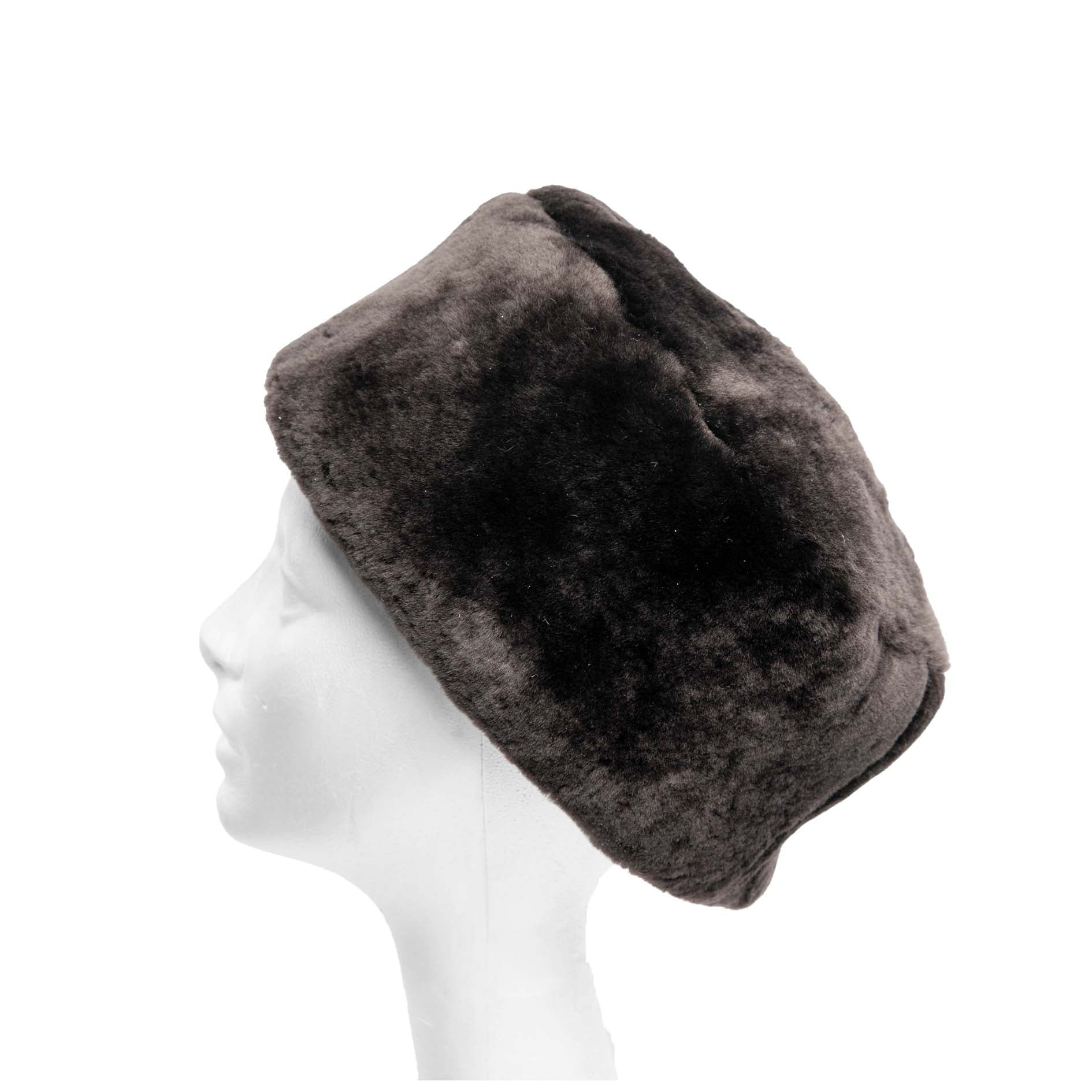 Mouton Shearling Pillbox Hat – Crown Cap