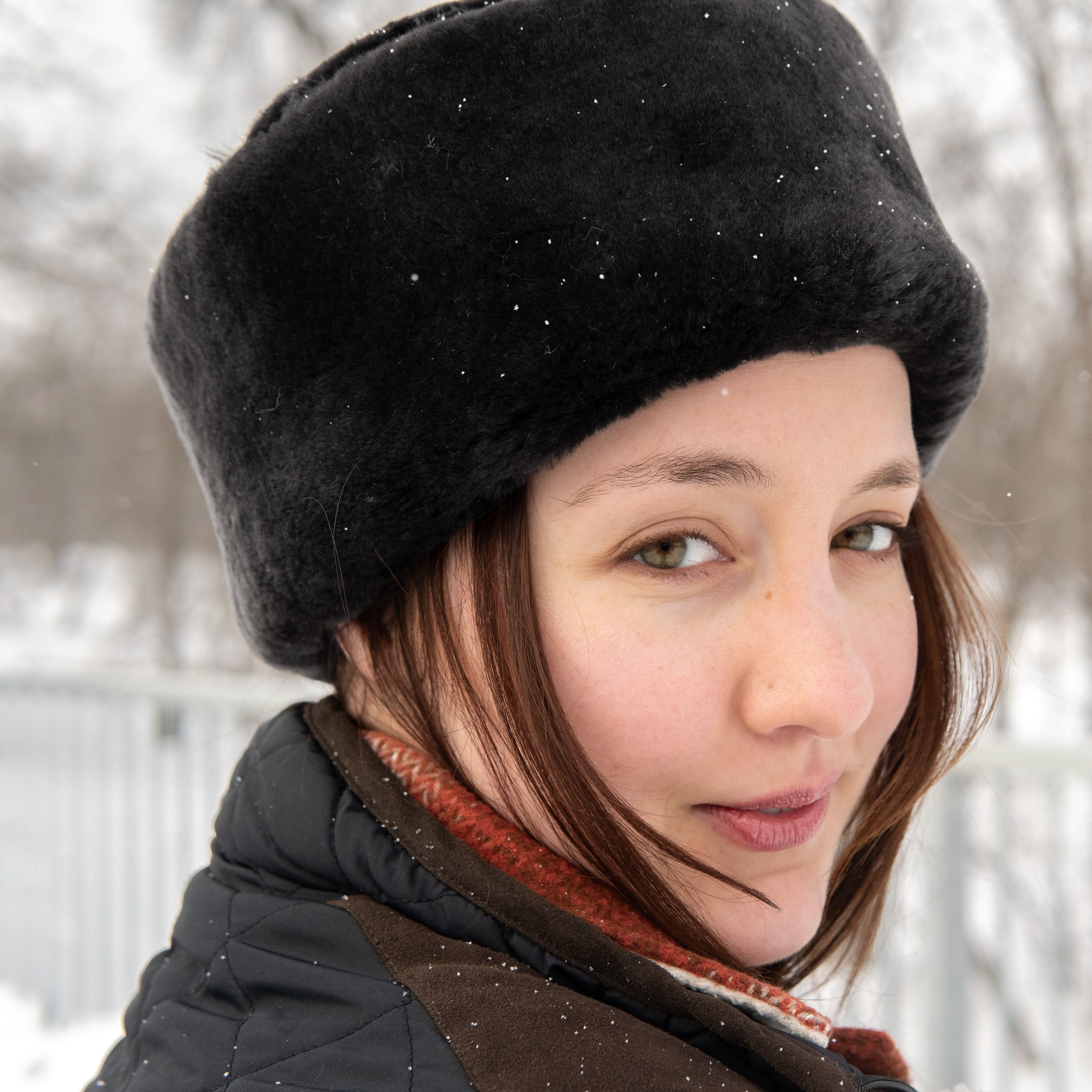 Mouton Shearling Pillbox Hat – Crown Cap